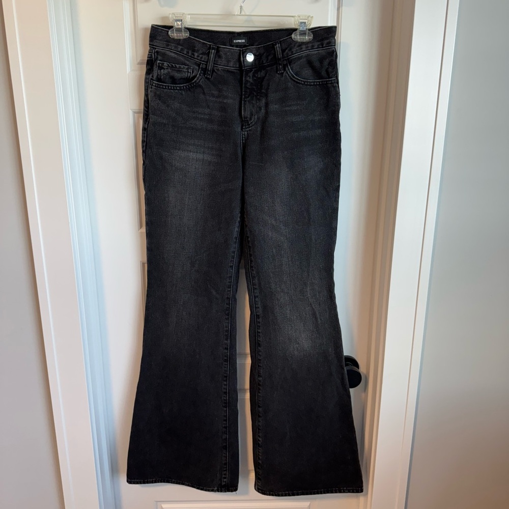 70s flare black wash Express jeans